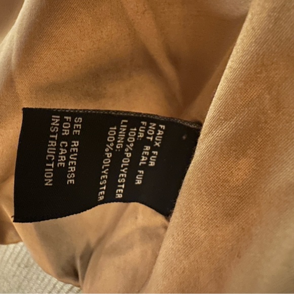 Fuzzy color block coat - Picture 2 of 4